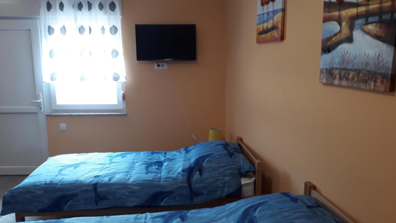 Andi Apartman Pacir Luaran gambar